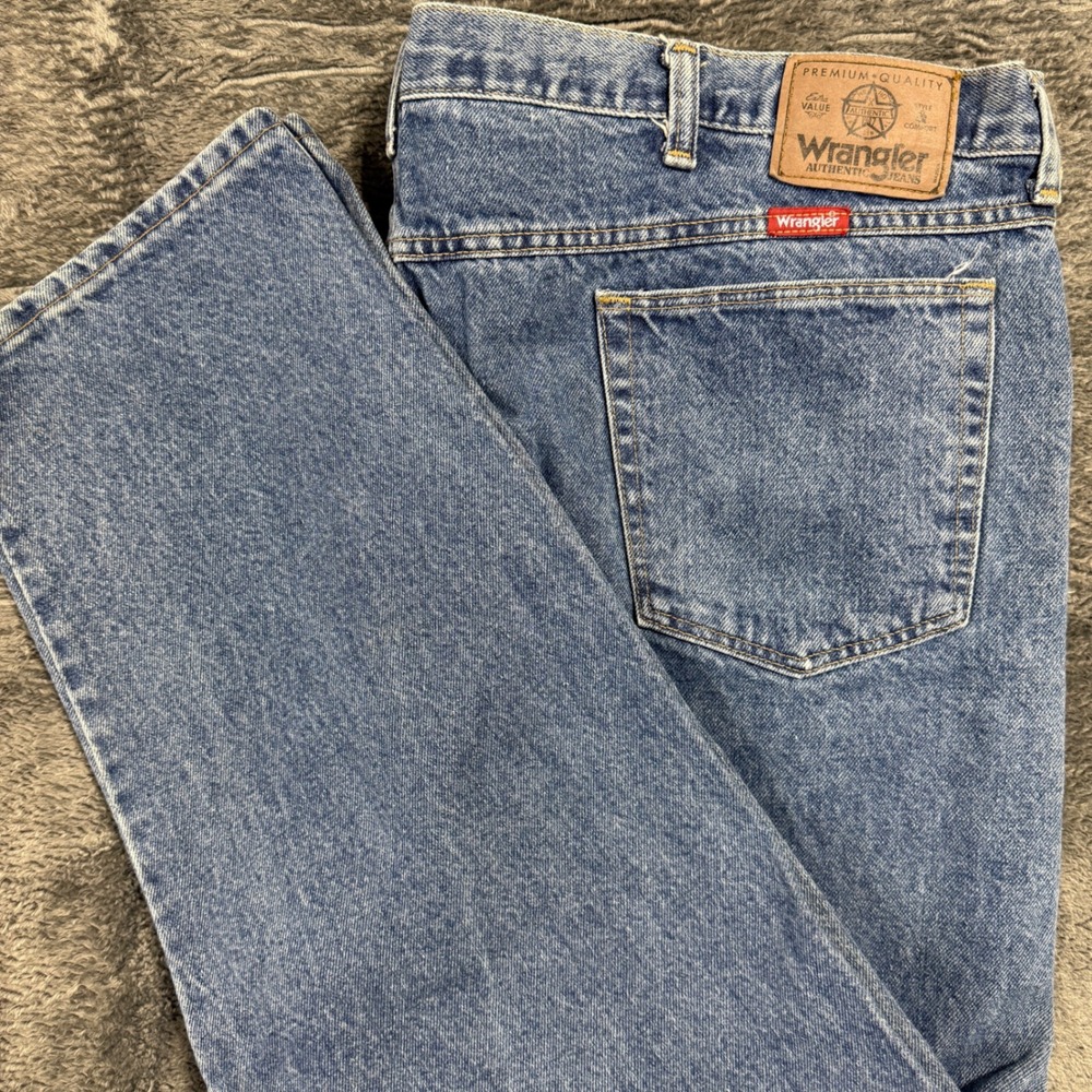 Wrangler Hero Authentic Jeans Mens‎ 50x30 Blue Denim Made in USA 95501SW